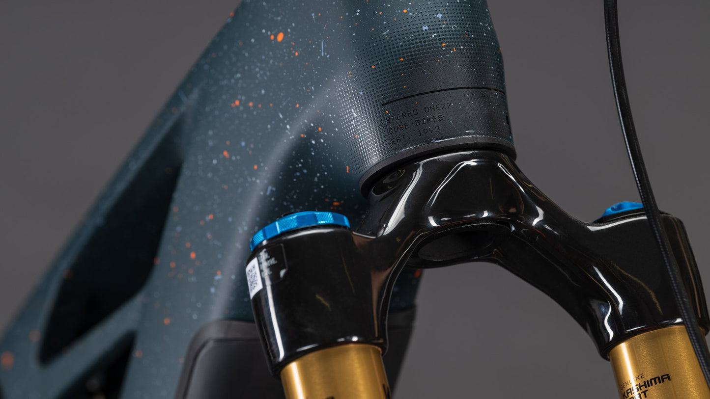 STEREO HYBRID ONE77 HPC SLT 800