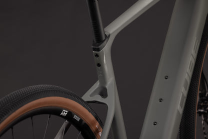 CUBE Nuroad Hybrid C:62 Race 400X oldgrey n grey