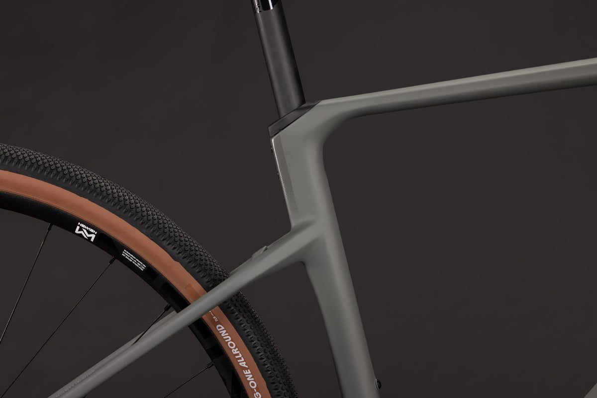 CUBE Nuroad Hybrid C:62 Race 400X oldgrey n grey