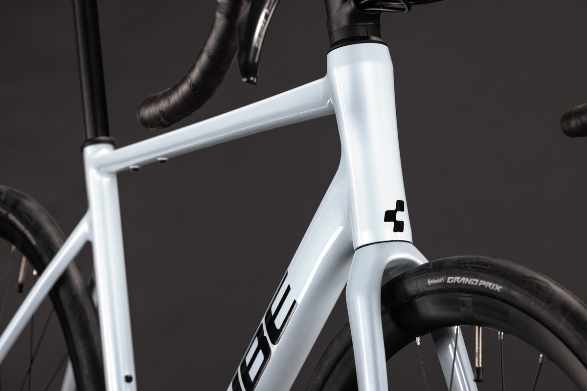 CUBE Attain Race glacier n black