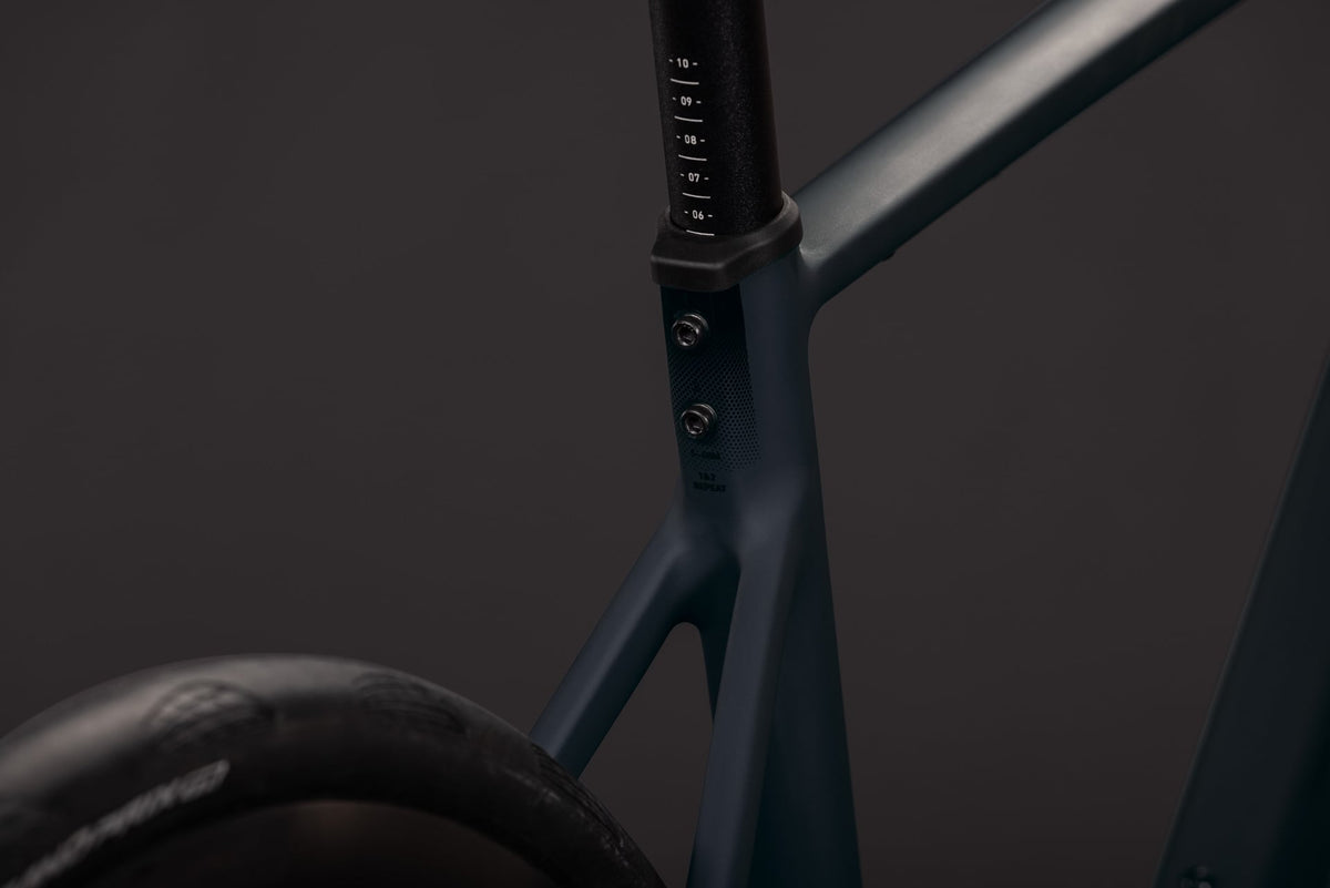 CUBE Attain SLX black n chrome
