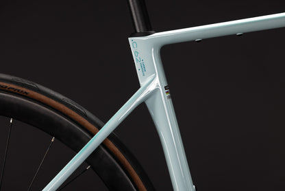 CUBE Attain C:62 Race frostymint n mint