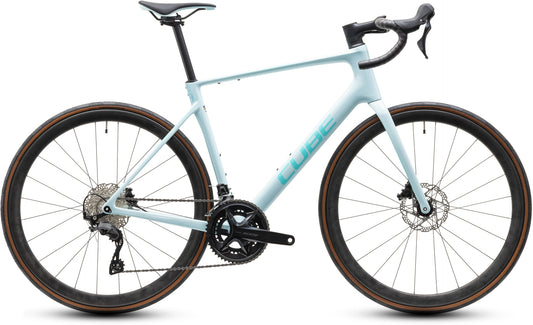 CUBE Attain C:62 Race frostymint n mint