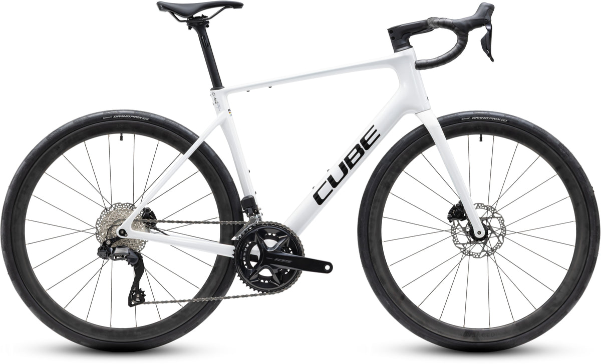 CUBE Attain C:62 SLX metallicwhite n black