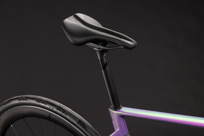 CUBE Attain C:62 SLT cosmicpurple n black