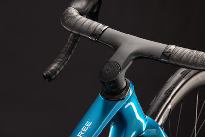 CUBE Agree C:62 Race chromeblue n liquidblue