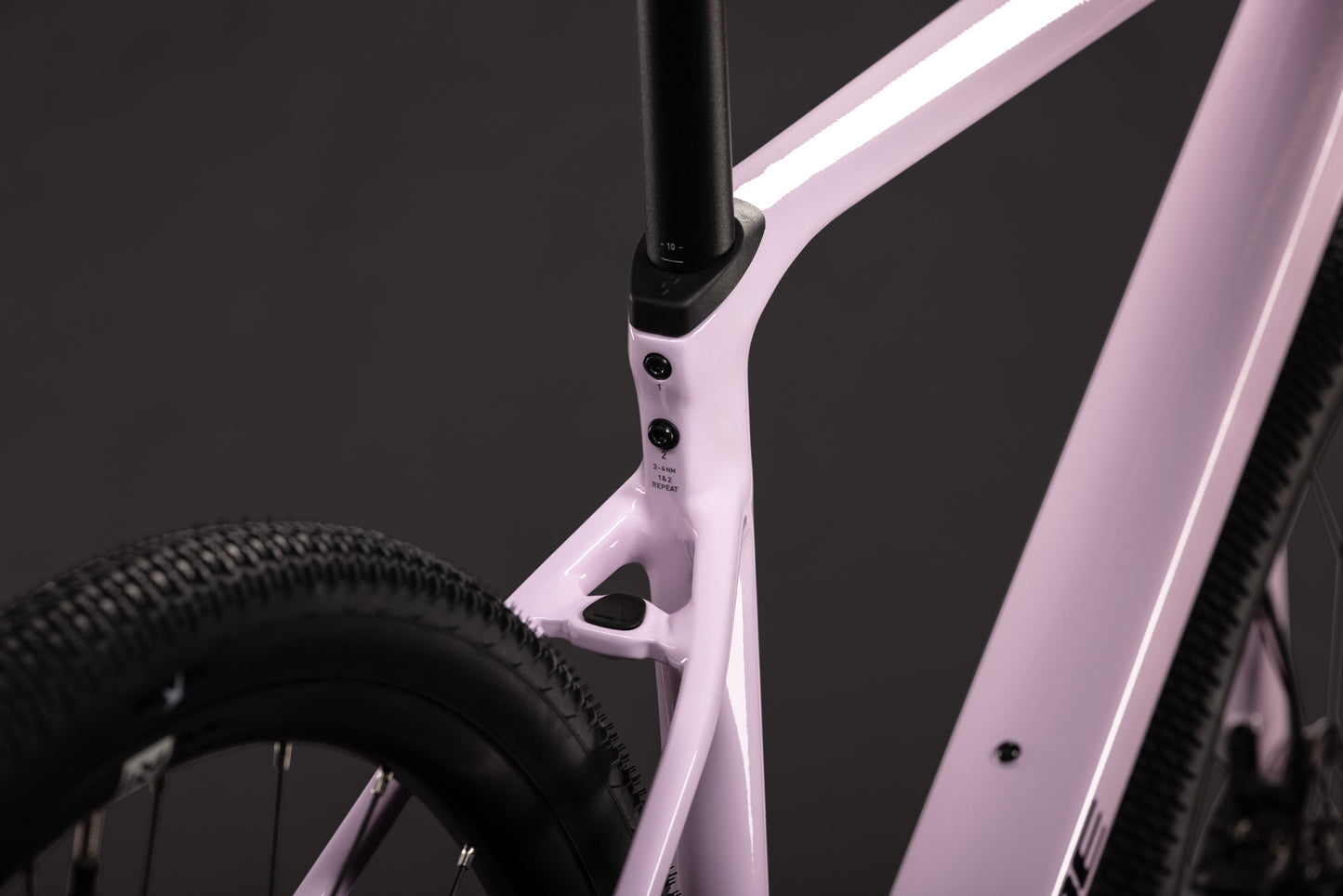 CUBE Nuroad EX bubblegum n black