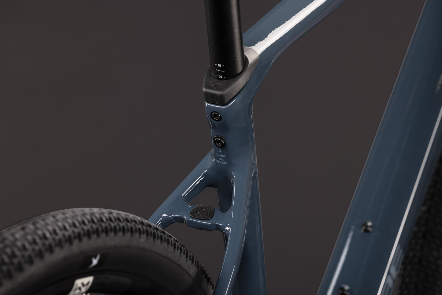 CUBE Nuroad Race inkgrey n grey