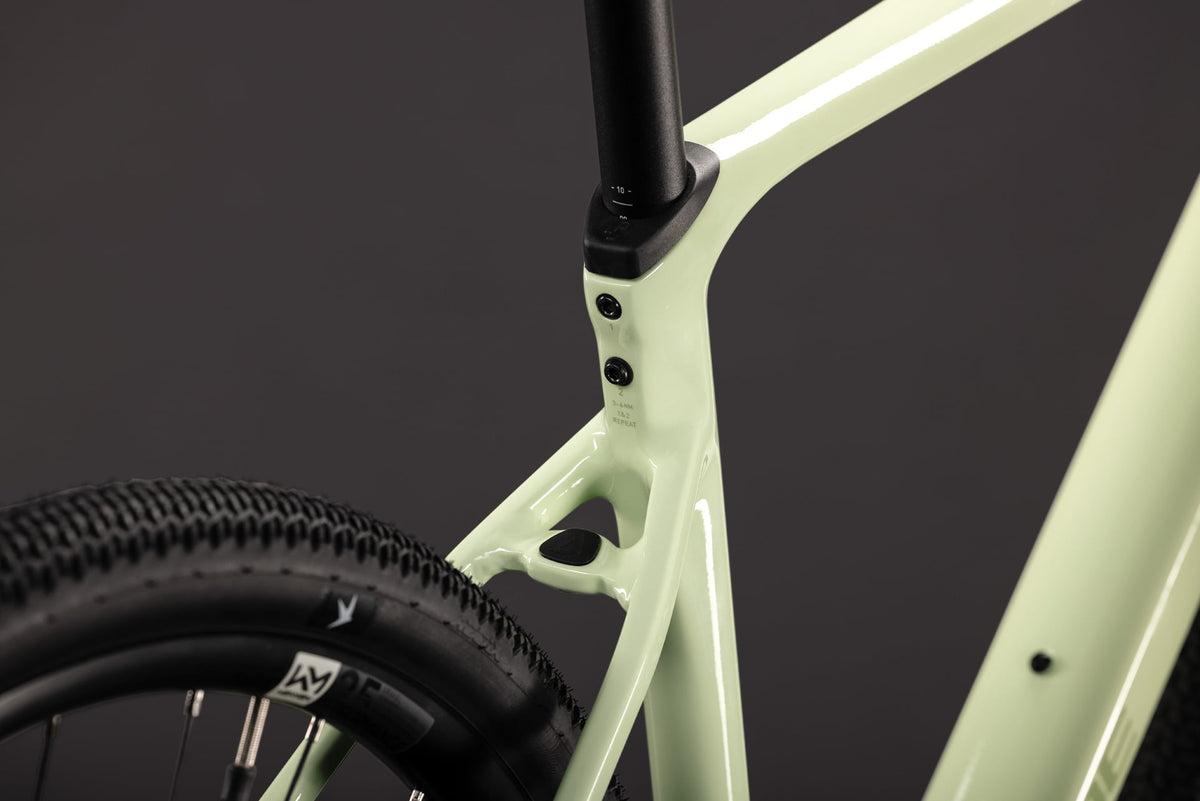 CUBE Nuroad Race lindgreen n matcha