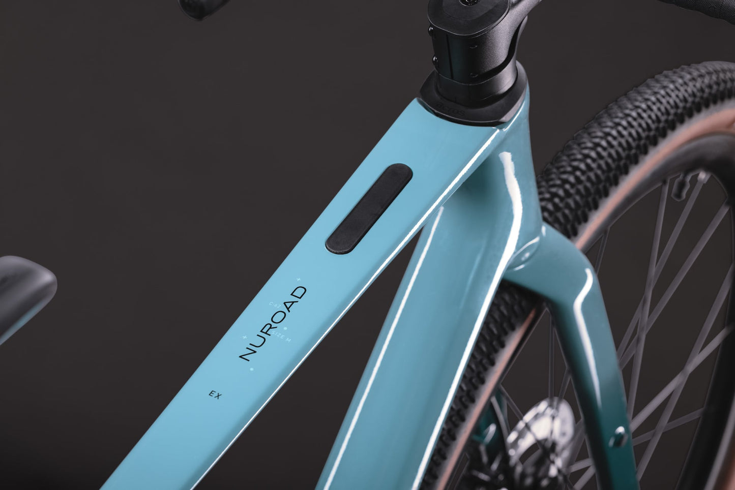 CUBE Nuroad C:62 EX surfblue n black