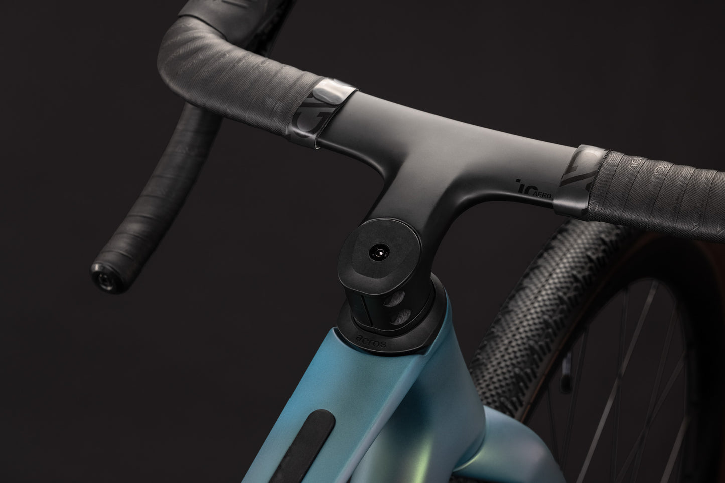 CUBE Nuroad C:62 Race jungali n black