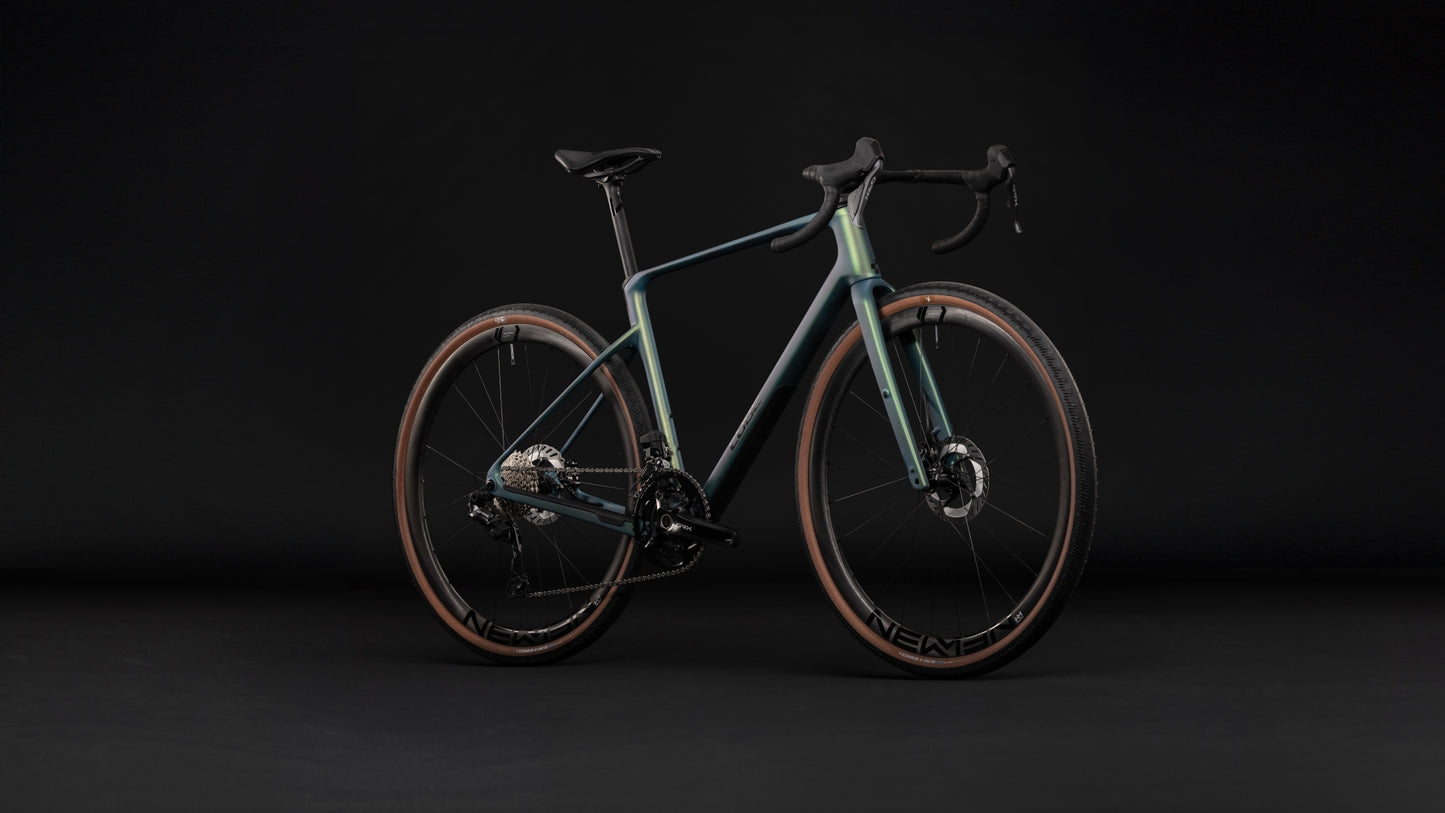 CUBE Nuroad C:62 Race jungali n black
