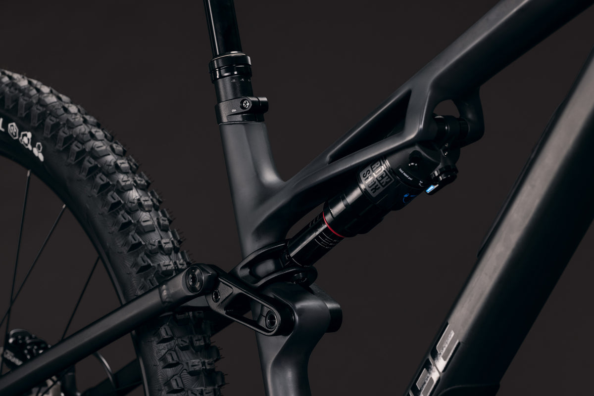 CUBE Stereo HPC RACE carbon n black
