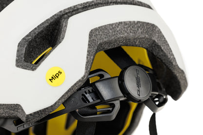 CUBE HELMET STRAY