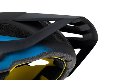 CUBE HELMET STRAY X ACTIONTEAM