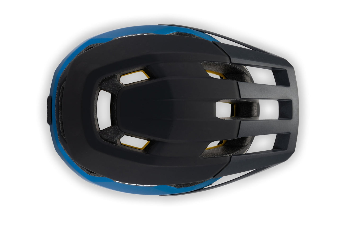 CUBE HELMET STRAY X ACTIONTEAM